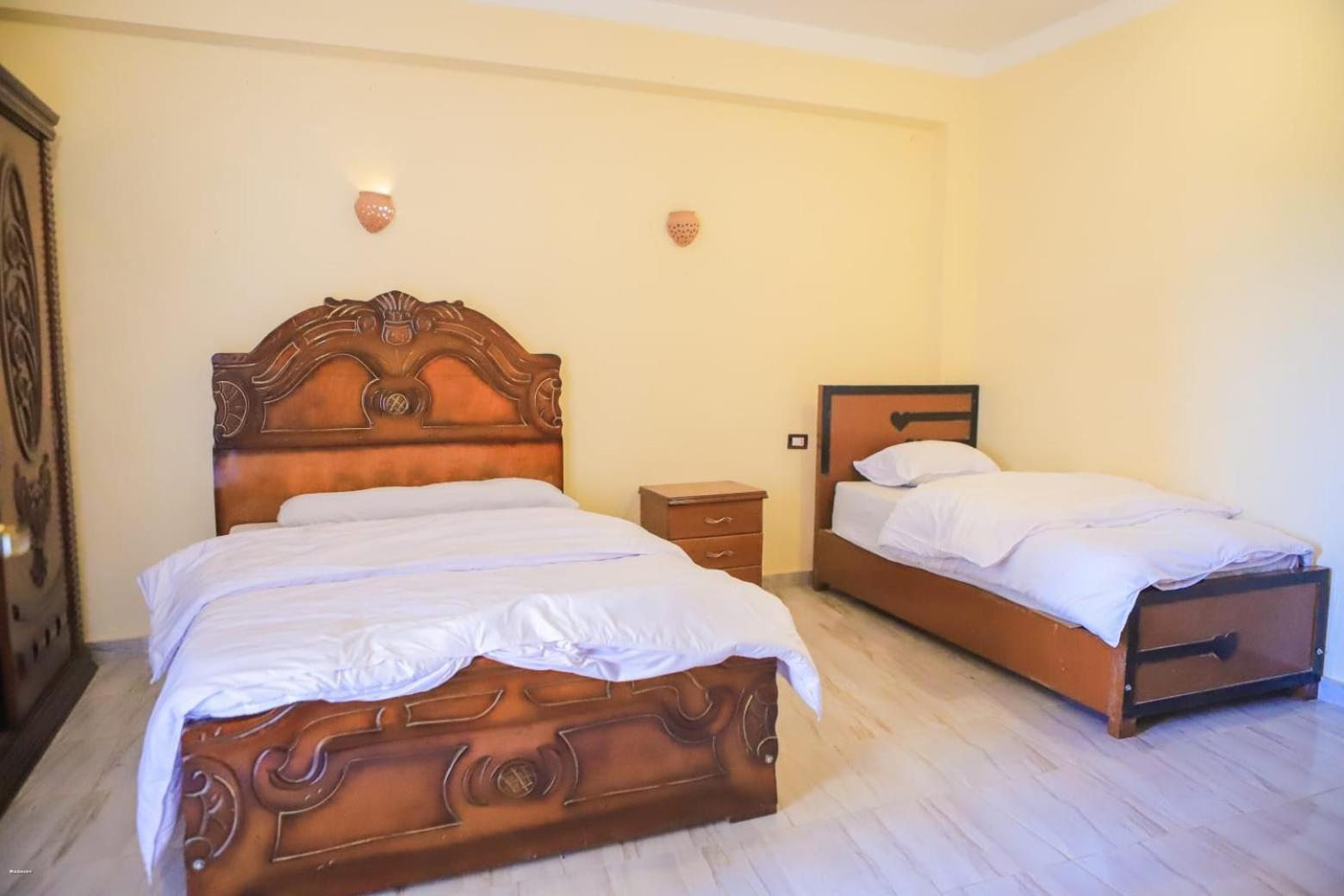 Quiet Gate Guest House Al Aqalitah Exterior photo